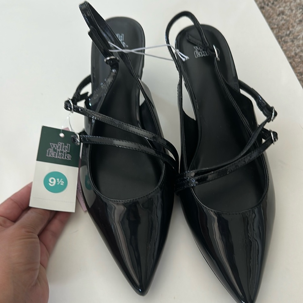 Wild Fable Black Patent Strappy Slingback Heel (9.5)